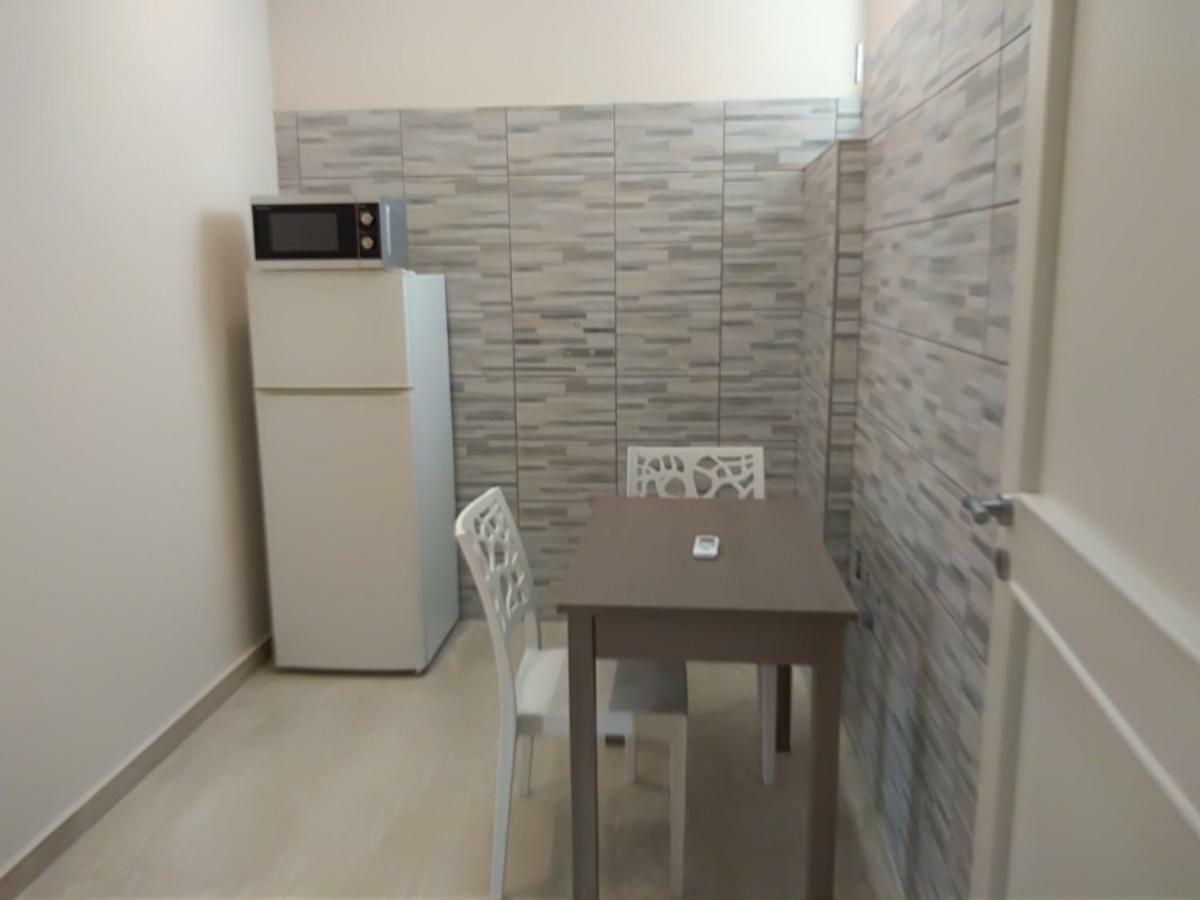 Battipaglia Centro Bed & Breakfast Bagian luar foto